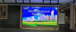 觸控延遲0.01秒 vs 0.1秒：差10倍的價(jià)格背后，會(huì)議平板觸控技術(shù)的水有多深？”